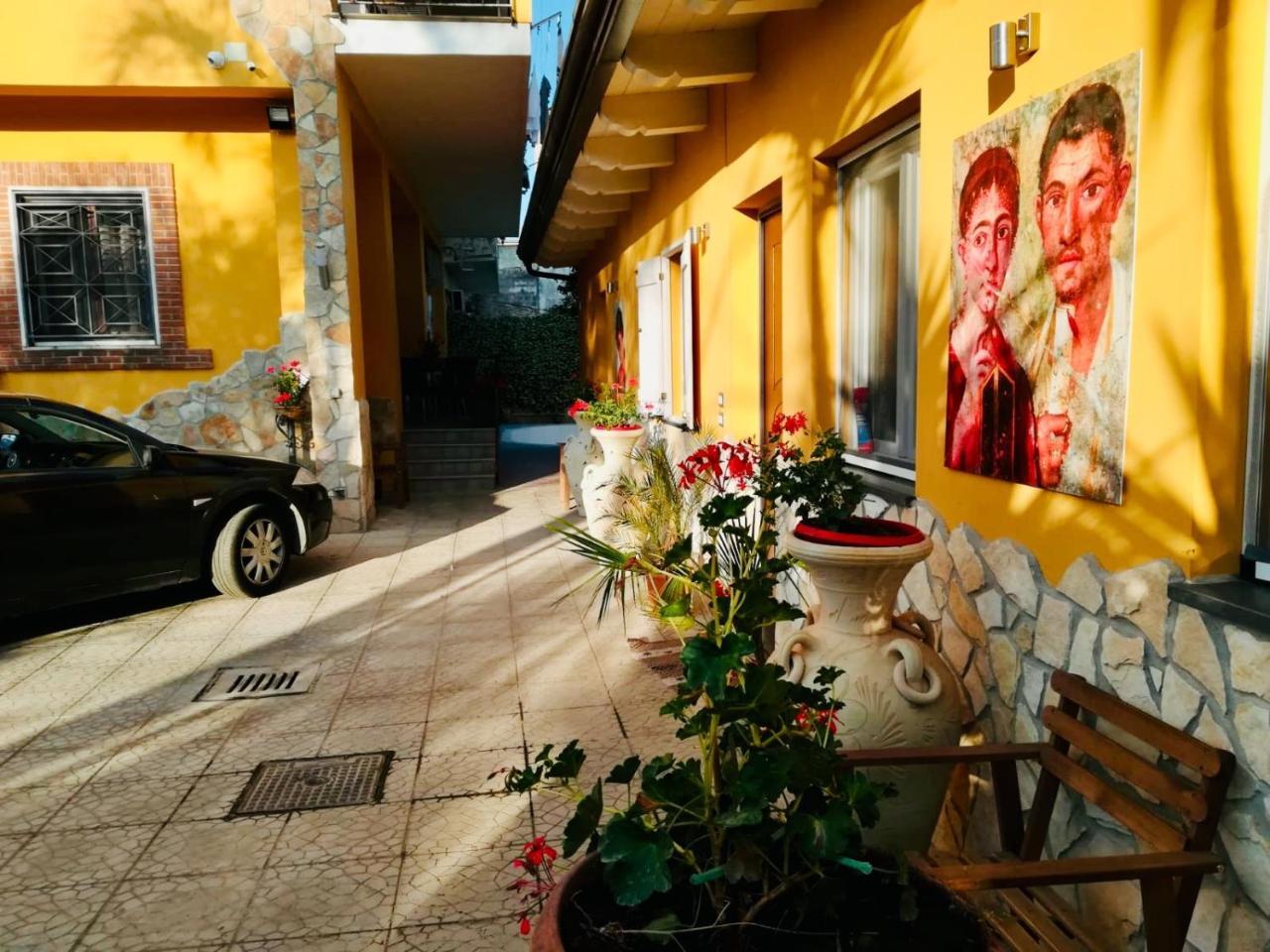 بومبيي Beatrice Home المظهر الخارجي الصورة