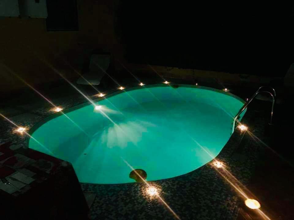 بومبيي Beatrice Home المظهر الخارجي الصورة
